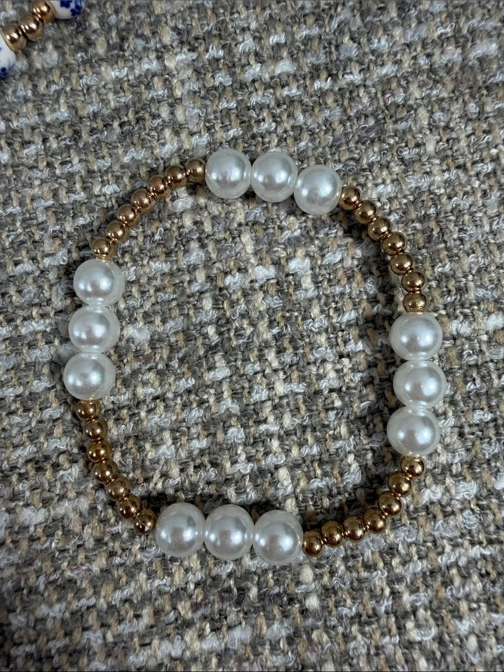Beaded Stretch Bracelet Set - Gold, White, Blue flowers